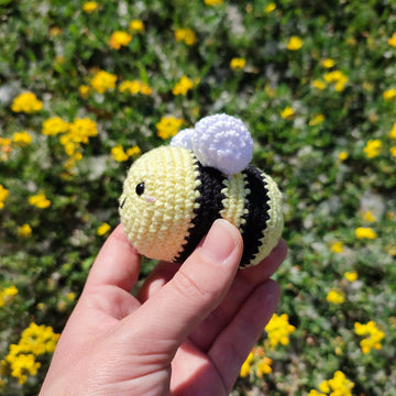 Bee amigurumi