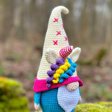 Gnome unicorn