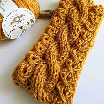 Chunky Lace Cable Headband