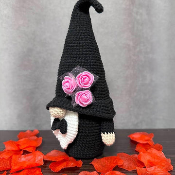Gnome groom