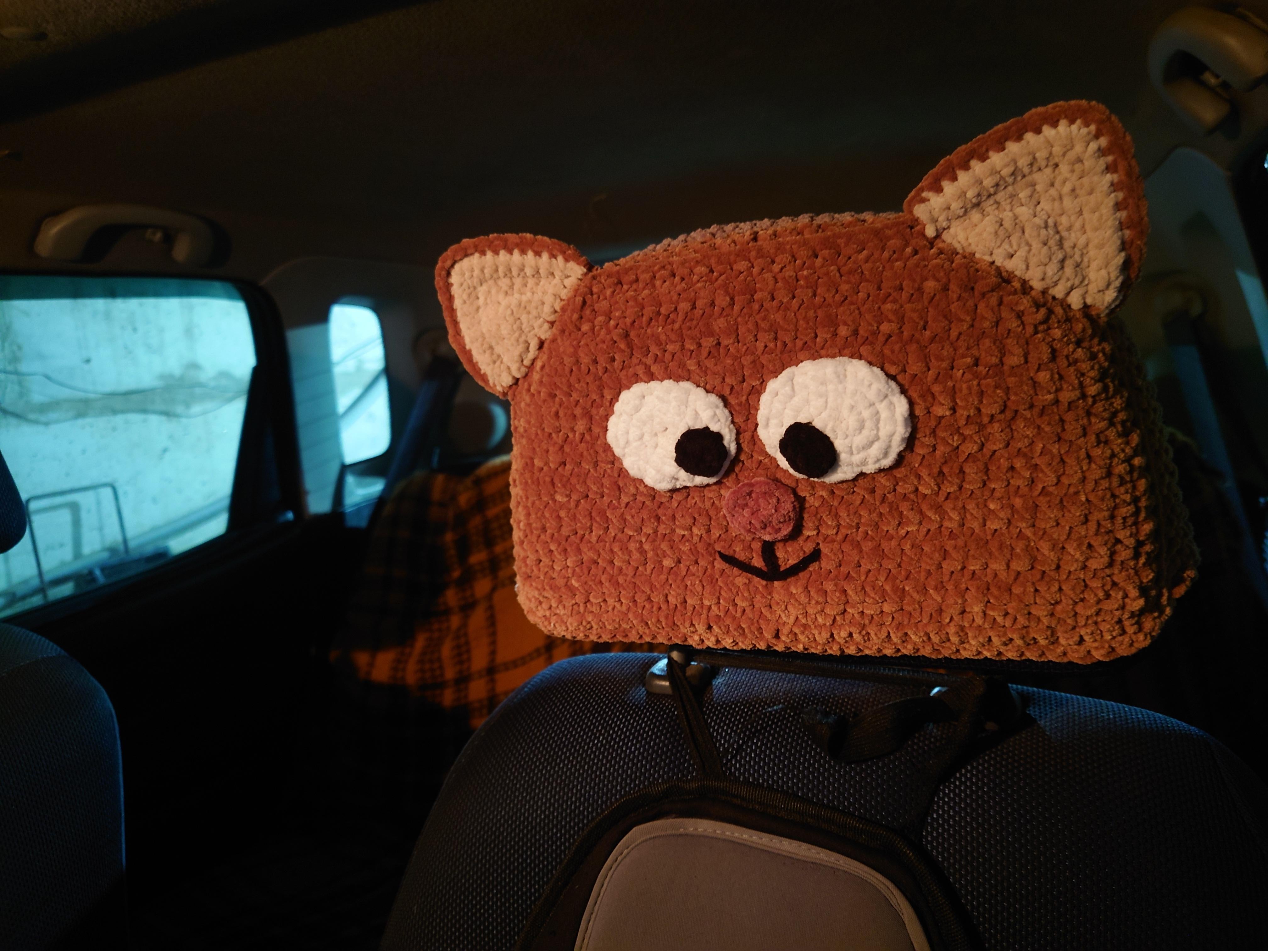 Car Headrest Cover: Cat English-US
