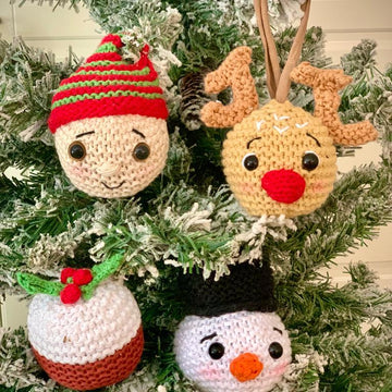 Christmas Baubles Knitting Pattern