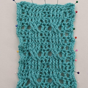 Simple cable crochet