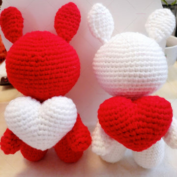 CROCHET BUNNY with heart pattern PDF in English