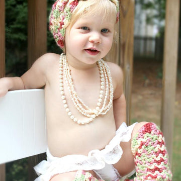 Scallops and lace baby leg warmers