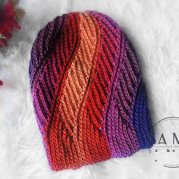 HANNAH knit-look beanie