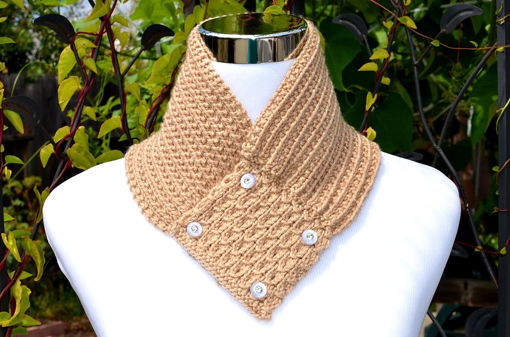 One Day Neck Warmer (Stay On / Buttoned Scarf)