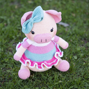 Sakura the pig