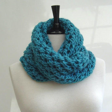 Chunky Cowl with open lattice pattern