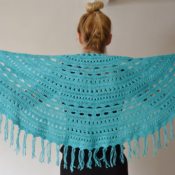Sandy Fringed Shawlette