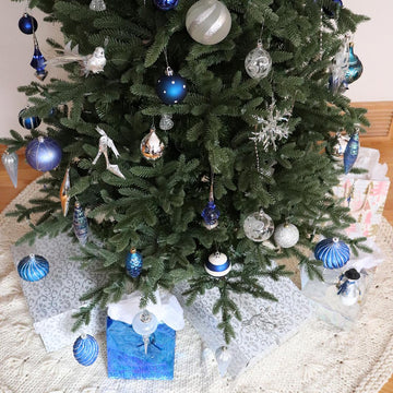 Snowbell Tree Skirt