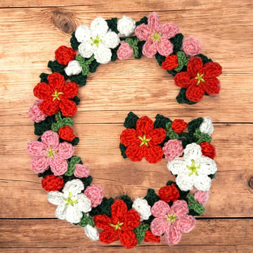 Floral letter G crochet applique pattern