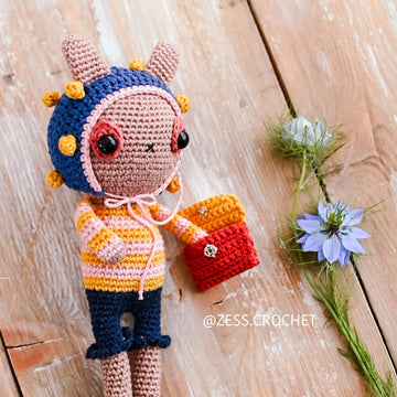 Crochet pattern Amigurumi Miki + accessories