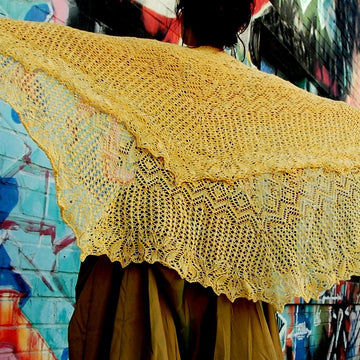 Ju Hua, a circle shawl