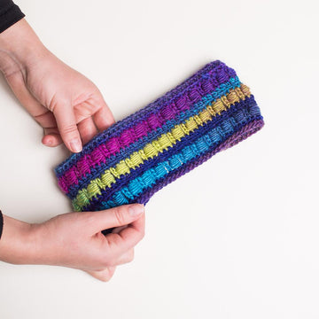 Yarn beads