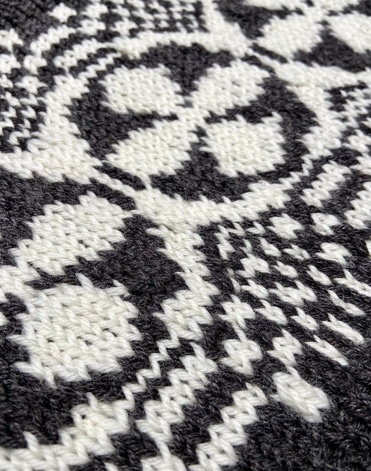 Accademia Cowl