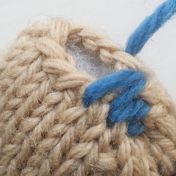 Mattress Stitch for Knitted Toys Tutorial