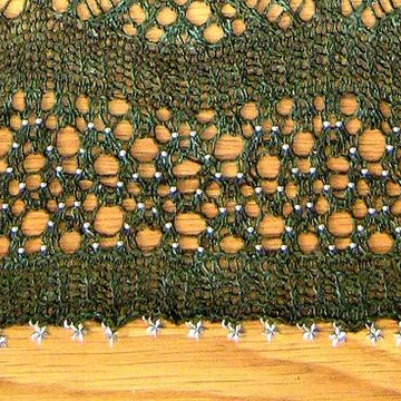 Spruce scarf