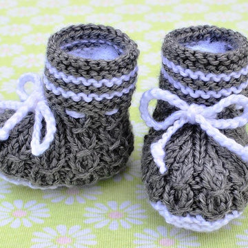 Mock Cables Boot Style Baby Booties