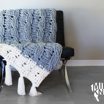 Reversible Cable Throw Blanket (2015022)