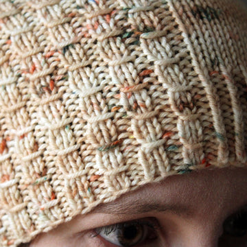 Aisneach Hat