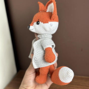 FOX IN JACKET