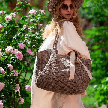 Large summer raffia bag