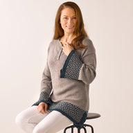 906 Iolite - Jumper Knitting Pattern for Women in Valley Yarns Northfield