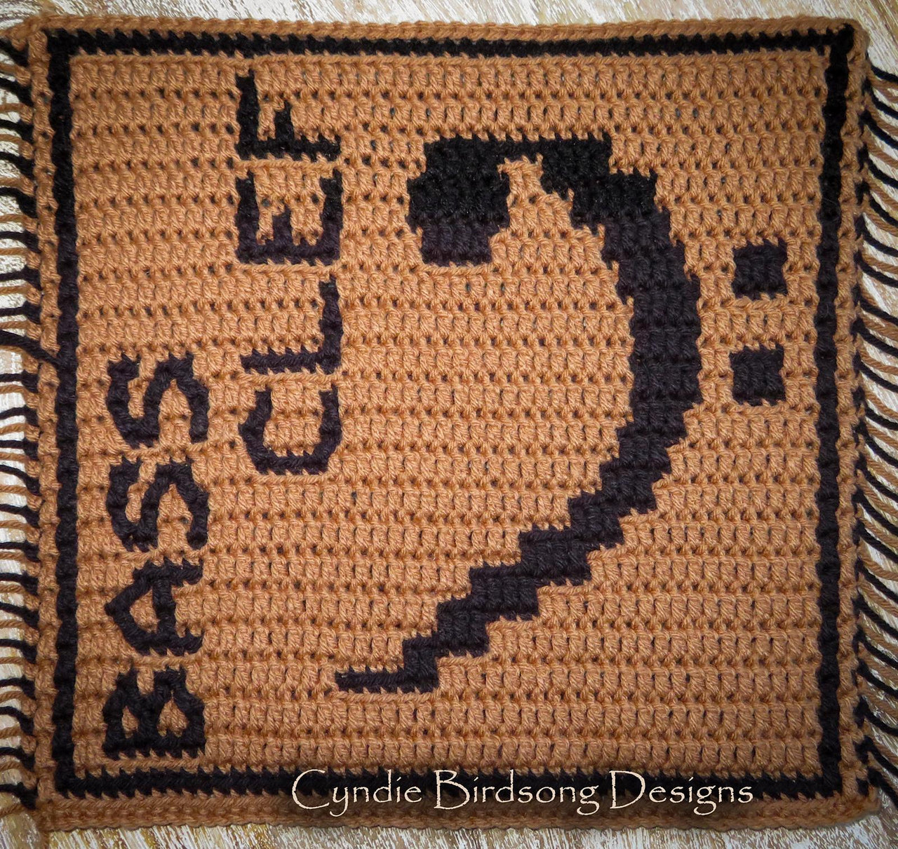 Musical Magic mosaic square - Bass Clef