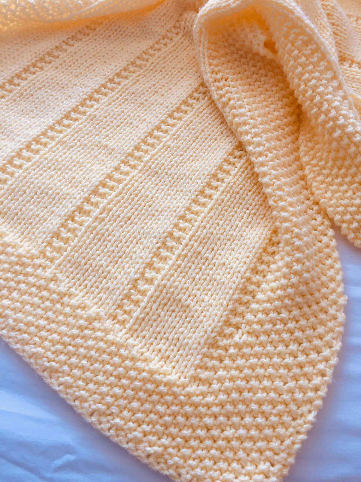 Easy Baby Blanket ~  Chunky, Aran or DK