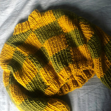 Klaudia Checkered Jumper