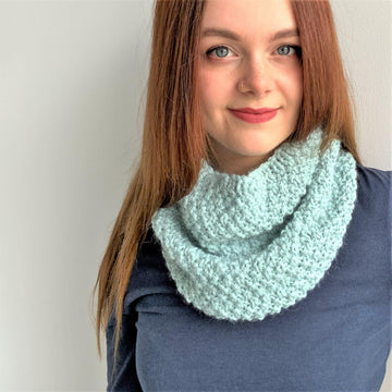 'Glacier Blue' Cowl