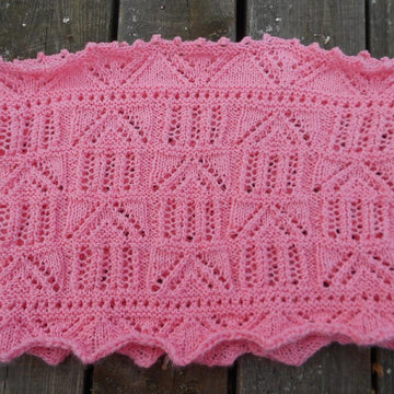Joans Cottage Cowl