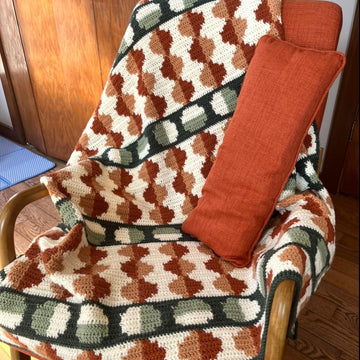 Circle Avenue Throw