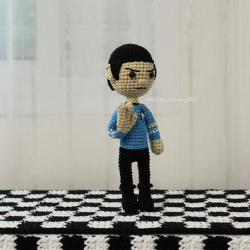 Logic-Inspired Space Doll – Amigurumi PDF Crochet Pattern (Fanart)