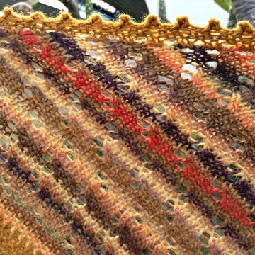 Leaf-Edged Half Circle Eyelet Shawl