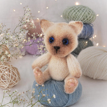 Knitted Kitten, In the round Pattern