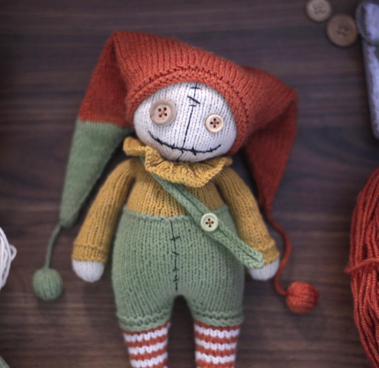 Peter Halloween clown doll knitting pattern