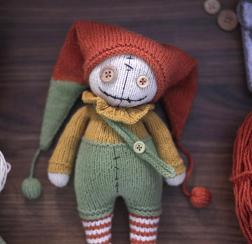 Peter Halloween clown doll knitting pattern
