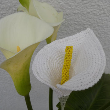 Calla Lily Crochet Pattern – Realistic Floral Design