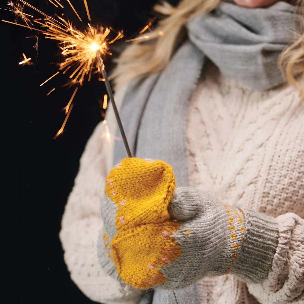 Colour Block Mittens Knitting Pattern