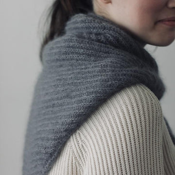 Vera Scarf