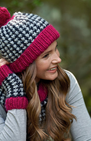 Mira Bee Stitch Accessory Set in West Yorkshire Spinners Re:Treat - Downloadable PDF