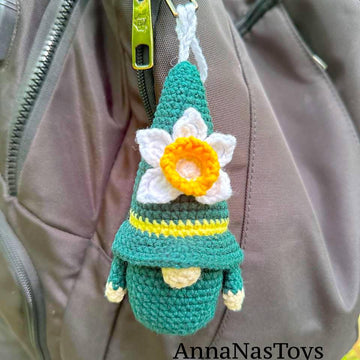 Gnome daffodil keychain