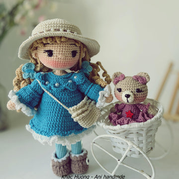 SOPHIA doll
