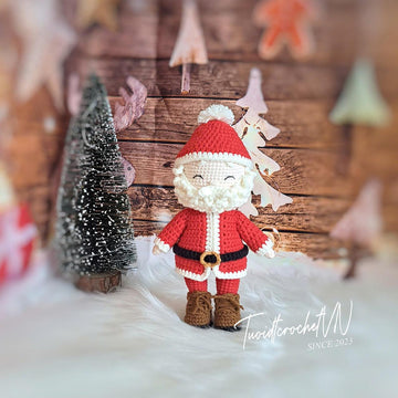 Santa Claus and Mrs Claus