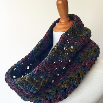 Night in Paris Cowl