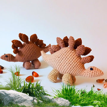 Dinosaurs E-BOOK * Triceratops, Brontosaurs, Stegosaurus