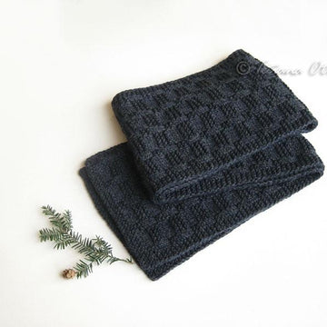 Blocks & Squares Scarf