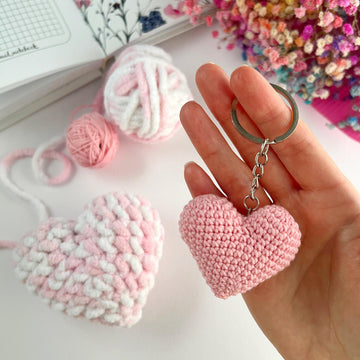 Crochet hearts plush Amigurumi pattern keyring Crochet car hanger Bag charm